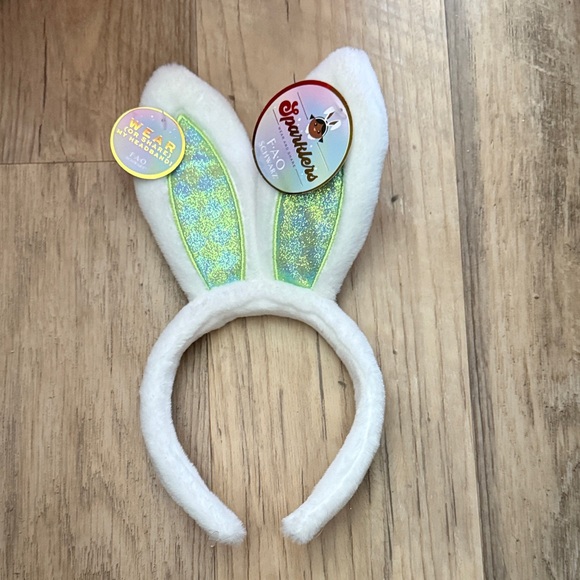 5/$25 FAO Schwartz White Bunny Ears Headband with Glitter Accents NWT - Picture 1 of 2